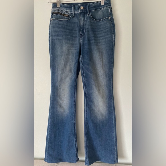 Athleta
Sculptek Flare Denim Jeans in True Blue Size 4 - Picture 2 of 7